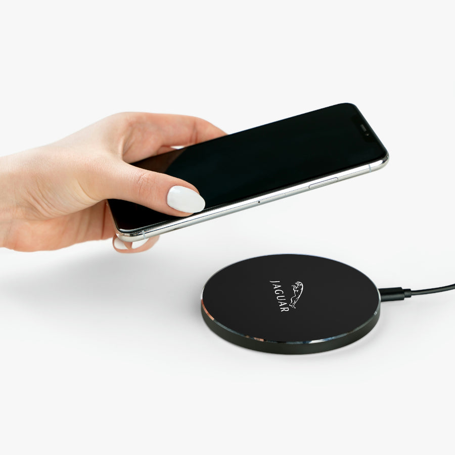 Black Jaguar Wireless Charger™