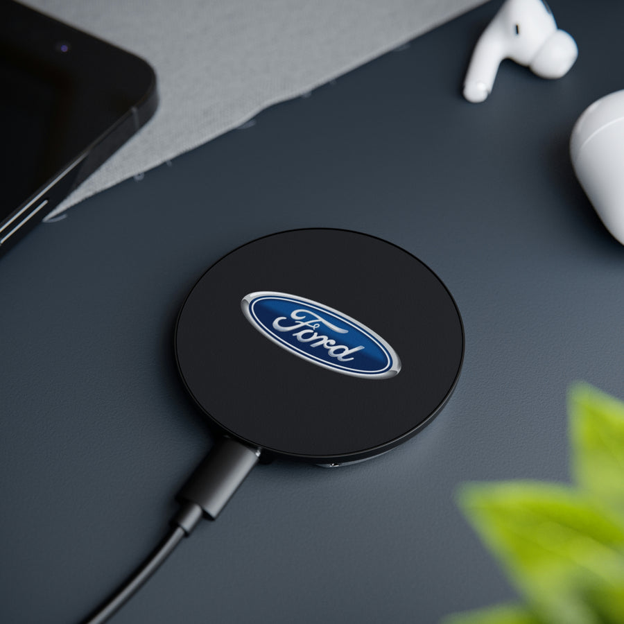 Black Ford Magnetic Induction Charger™