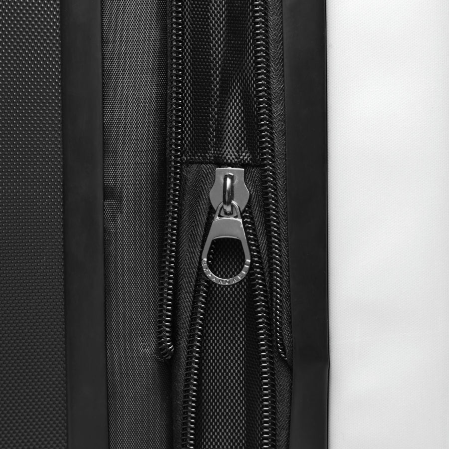 Black Jaguar Suitcases™