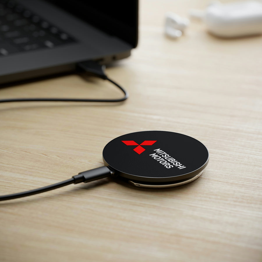 Black Mitsubishi Magnetic Induction Charger™